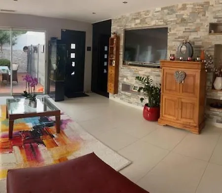 La Maison Du Bonheur 34