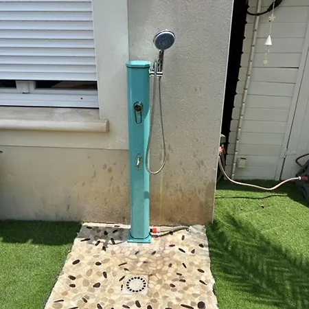 La Maison Du Bonheur 34 *